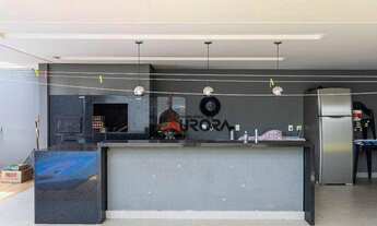 Imagem 2: Casa com três pavimentos próximo ao lago