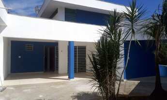 Imagem: Excelente casa linear de 3 quartos bem localizada