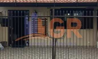 Imagem: Casa para Venda em Pinhais, Centro, 2 dormitórios