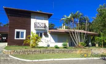 Imagem: Mansão com 6 quartos (3 suítes) com aquecimento