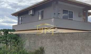 Imagem 2: Linda casa para venda com 360 metros quadrados, possui 5 dormitórios