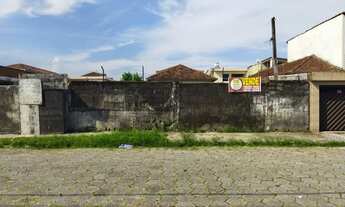 Imagem 2: Lote/Terreno para venda possui 300 metros quadrados com 1 quarto