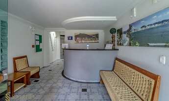 Imagem 2: BALNEáRIO CAMBORIú - Prédio Inteiro - Centro