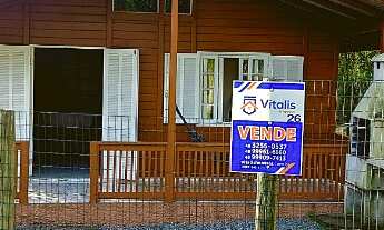 Imagem 7: Linda casa em Imbituba, localizada no bairro Alto Arroio a 200 metros até a lagoa