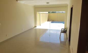 Imagem 2: Linda Casa de Condomínio para venda com piscina no Villa dos Inglezes