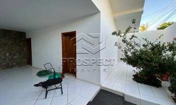 Imagem: UBERLâNDIA - Casa Padrão - Fundinho