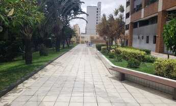 Imagem 3: Apartamento com 2 dormitórios para alugar, 65 m² por R$ 3.205,97/mês - Meireles - Fortalez