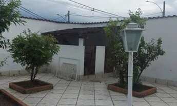 Imagem 4: VENDA ou LOCAÇÃO - Casa com 229 m², com 4 quartos em Campo Grande - RJ