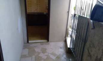 Imagem 3: Casa Aluguel Quitandinha 3/4, sala cozinha, banheiro e área