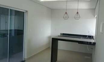 Imagem 2: Belíssima casa a venda, acabamento de ótima qualidade, casa ampla com 02 pavimentos