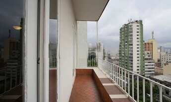 Imagem 2: Apartamento 2 dormitorio totalmente reformado 95 metros com varanda SP