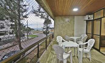 Imagem 3: Grande 3 quartos com Varanda e vista lateral para o mar - Posto 10 (Recreio dos Bandeirant