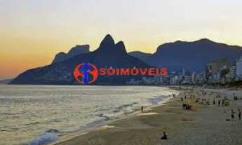 Imagem 3: Especialista no Leblon Vende: Rainha Guilhermina, Sol Manhã, 4 Quartos, Suíte, Lavabo, 2 V