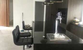 Imagem 2: Ótima Casa com 4 Dormitórios em Condomínio Fechado