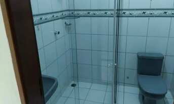 Imagem 5: Alugo casa bem localizada entre o Shopping e HE. Próx a academia. Rua asfaltada