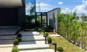 Imagem 3: Sobrado de Excelente padrão com 4 suítes no Florais do Parque