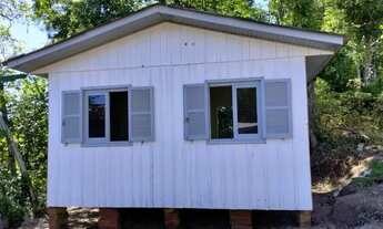 Imagem 2: Casa de madeira Casa com 2 dormitórios