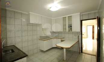 Imagem 5: Sobrado de 150m² com 2 quartos e 4 vagas de garagem