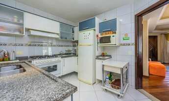 Imagem 5: Sobrado com 4 dormitórios à venda, 153 m² por R$ 775.000 - Hauer - Curitiba/PR