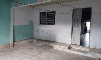 Imagem 2: Casa com primeiro andar