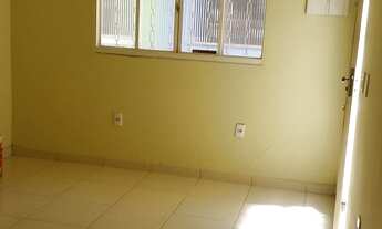 Imagem 3: Casa de vila a venda na rua do Governo 193