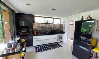 Imagem 6: Casa mobiliada com 220m privativos de 3 quartos localizada no bairro Pedra Branca em Palho