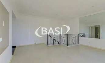 Imagem 3: Apartamento duplex no condomínio Burle Marx