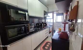 Imagem 7: Anúncio de Destaque: Apartamento Espaçoso com Varanda Gourmet e 3 Vagas - TOTALMENTE REFOR