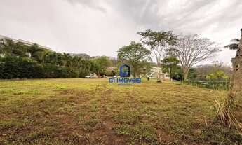 Imagem 3: Casa de condomínio para venda possui 1750 metros quadrados