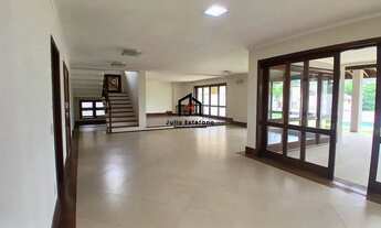 Imagem 2: Sobrado com 4 suítes no Condomínio Colonial Village em Pindamonhangaba