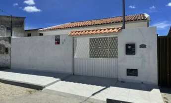 Imagem: Casa à Venda - 2 Quartos Bairro Cinza