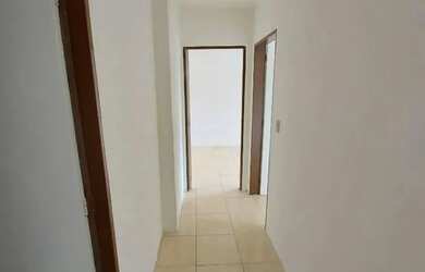 Imagem 5: JUNTO A TREVO AP. 2 DORM.DE FRENTE COM SOL DA MANHA E TODO REFORMADO