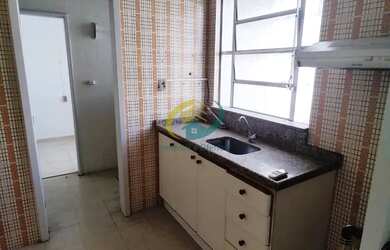 Imagem 2: Apartamento Av Hercilio Luz - 02 Dormitórios + Dep de Empregada - 01 vaga