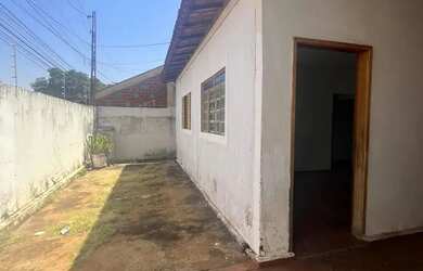 Imagem 2: VENDO CASA PRÓXIMO A AVENIDA DANILLO GALLEAZZI