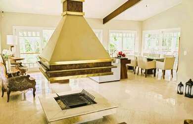 Imagem 2: Viva em uma casa que representa o melhor do luxo moderno e da elegância! Venha conhecer es