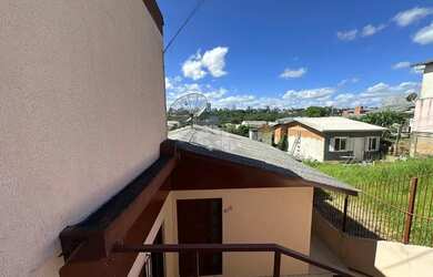 Imagem 2: Casa com três dormitórios no bairro Primeiro de Maio em Farroupilha