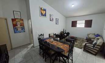 Imagem 3: Casa de esquina no Brisamar 04 Quartos sendo 02 Suítes