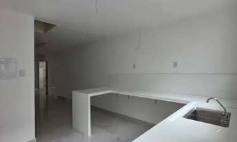 Imagem 6: Casa com 3 Suítes e Closet em Colina de Laranjeiras