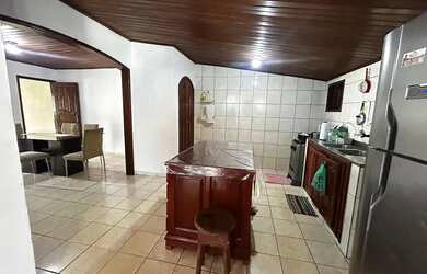 Imagem 6: Casa ampla de 4/4 à venda no Conjunto Tapajós