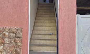 Imagem 2: Casa Sobreposta Próx. ao Centro