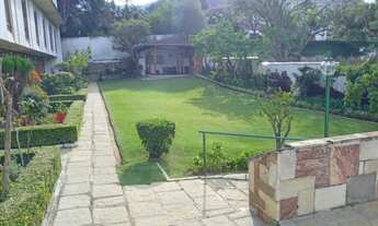 Imagem 2: Residência em condomínio geminado em ótima localização no bairro do Alto - Teresópolis - R