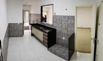 Imagem 2: CENTRO DE PETRÓPOLIS: APARTAMENTO 2 QUARTOS COM GARAGEM: ÁREA NOBRE