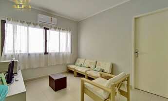 Imagem 3: Apartamento na Praia do Tombo reformado com 2 dormitórios e 1 vaga de garagem a uma quadra