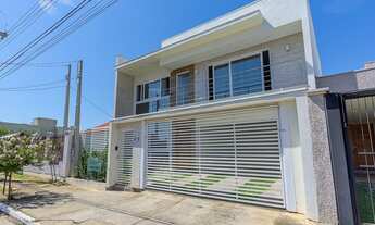 Imagem 7: Casa de condomínio sobrado para venda tem 288 metros quadrados com 7 quartos