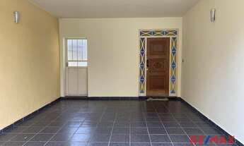 Imagem: Casa com 4 quartos, 2 suítes, à venda