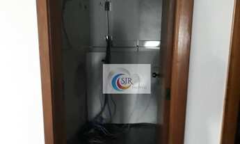 Imagem 6: Imóvel de 163m², com recepção, 5 salas com divisórias, persianas, carpete e teto em gesso