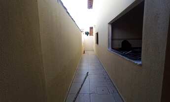 Imagem 2: Casa para venda tem 212 metros quadrados com 4 quartos em Cidade Jardim - Uberlândia - MG