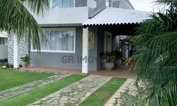 Imagem 2: Casa de alto padrão com 360 m2 e 5 suítes, piscina e área gourmet, grande oportunidade!