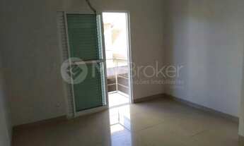 Imagem 5: Sobrado em condomínio com 3 Suítes