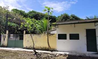 Imagem 2: Casa com garagem um otimo quintal .em Enseada dos Corais. 3 quartos